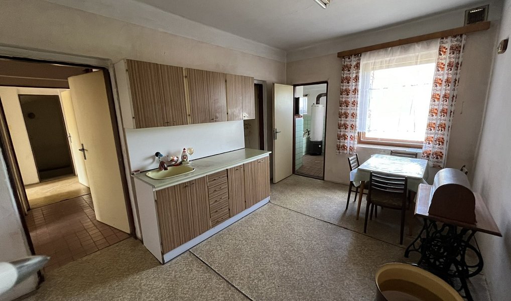 Prodej domu 150 m² s pozemkem 714 m², Nová Paka – náhled fotky 10