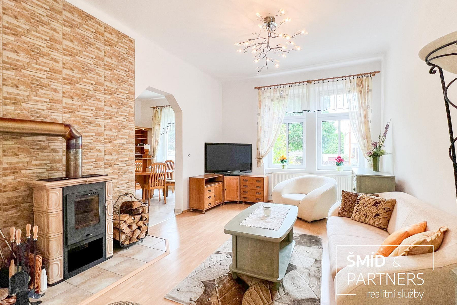 Prodej domu 186 m² s pozemkem 355 m² – fotografie 3