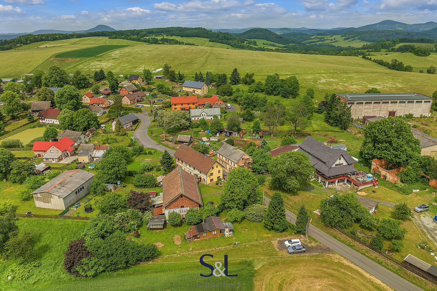 Prodej stavebního pozemku 1 220 m² – fotografie 4
