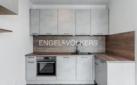 Pronájem bytu 1+kk 34 m²
