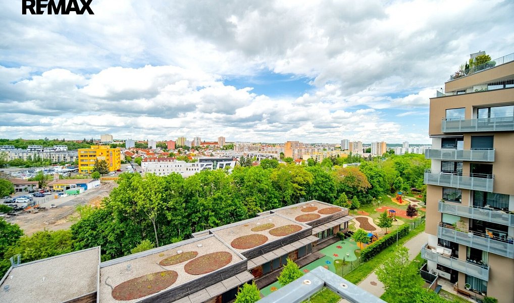 Prodej bytu 4+kk 93 m², Praha – náhled fotky 21
