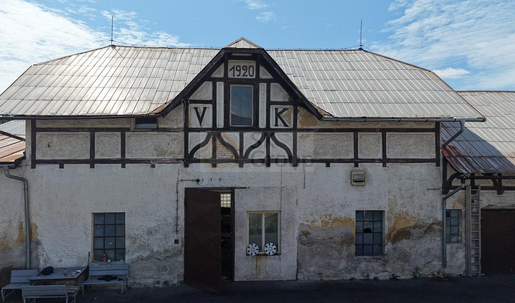 Prodej výrobních prostor 700 m², Jenišov – náhled fotky 10