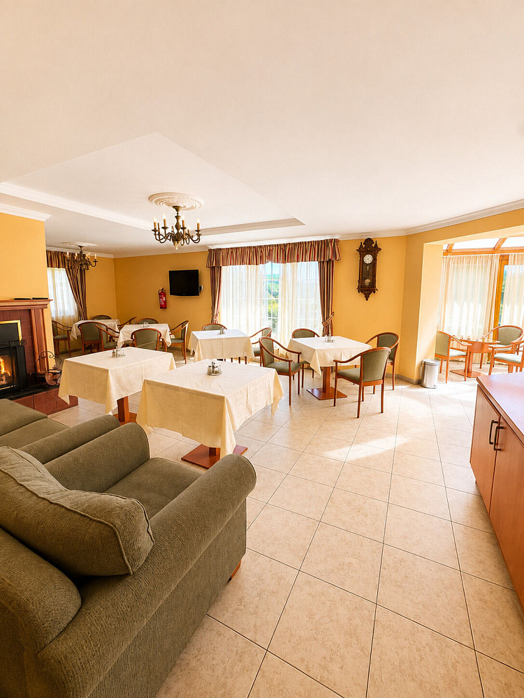 Penzion 450 m², Děpoltovice – další
