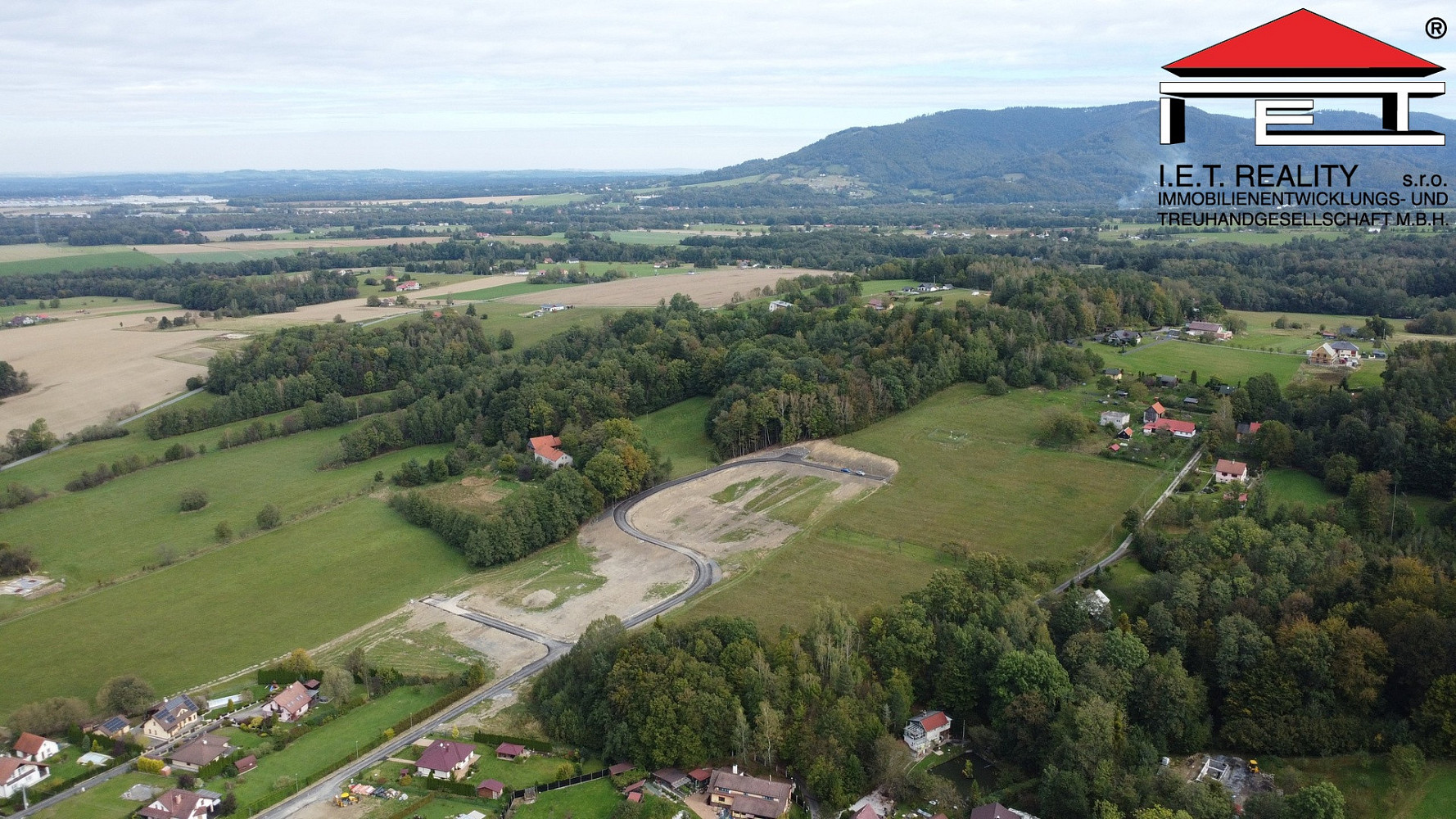 Prodej stavebního pozemku 25 721 m²