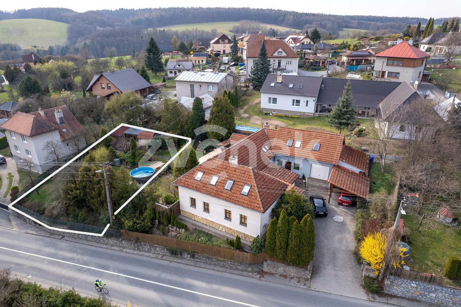 Prodej stavebního pozemku 470 m² – fotografie 2