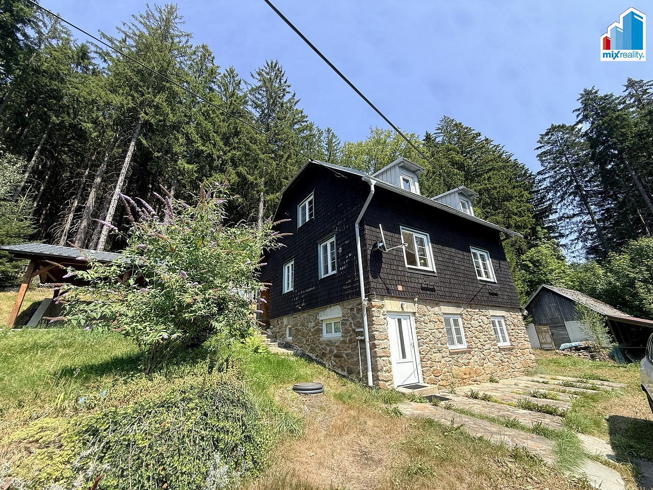 Prodej domu 145 m² s pozemkem 6 115 m²