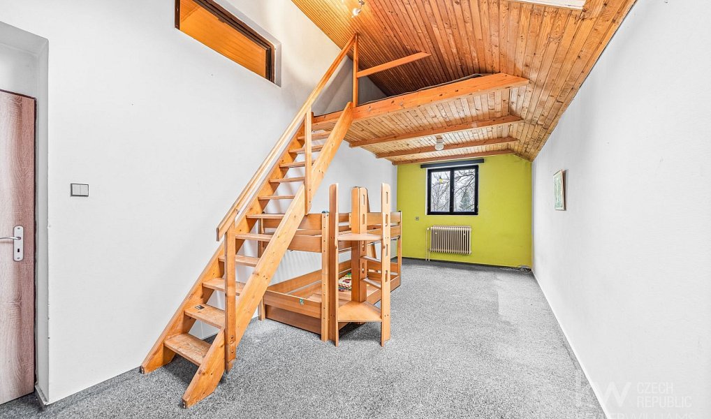 Prodej domu 570 m² s pozemkem 968 m², Železná Ruda – náhled fotky 7