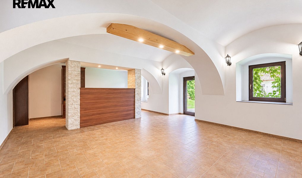 Prodej chaty/chalupy 330 m² s pozemkem 1 643 m², Sklené nad Oslavou – náhled fotky 25