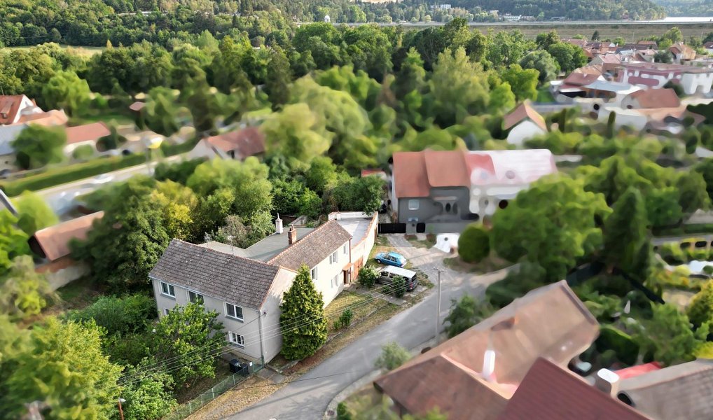Prodej domu 245 m² s pozemkem 328 m², Mostkovice – náhled fotky 9