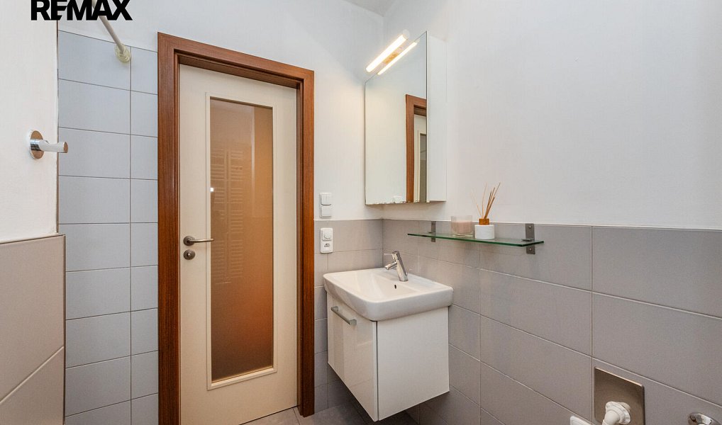 Prodej bytu 3+kk 86 m², Praha – náhled fotky 16