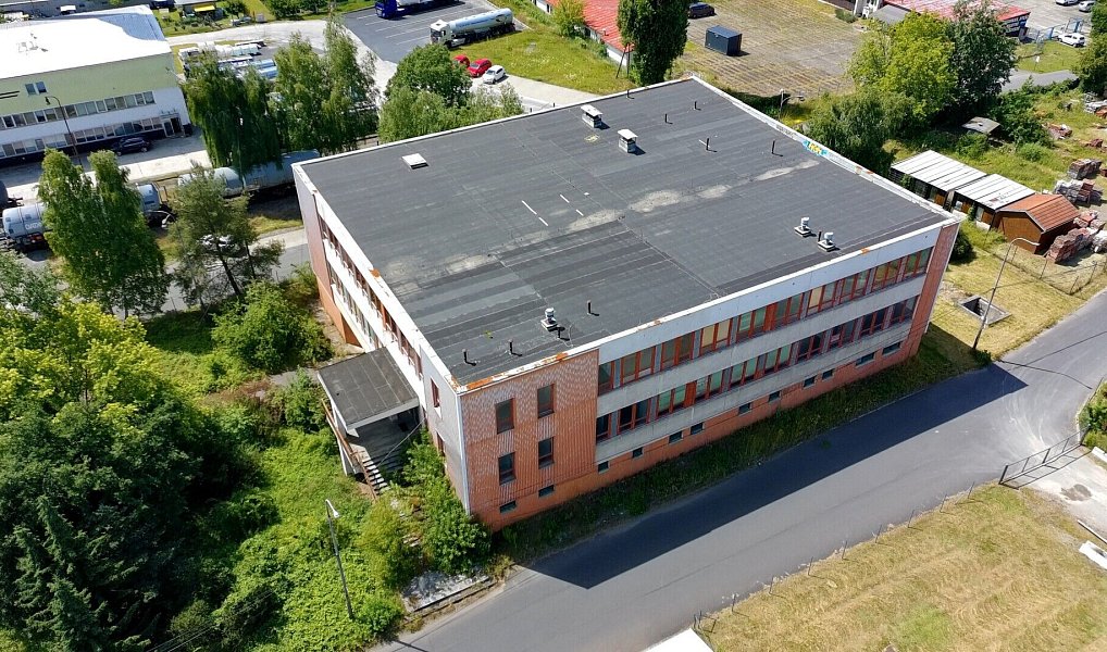 Prodej výrobních prostor 3 000 m², Česká Lípa – náhled fotky 3