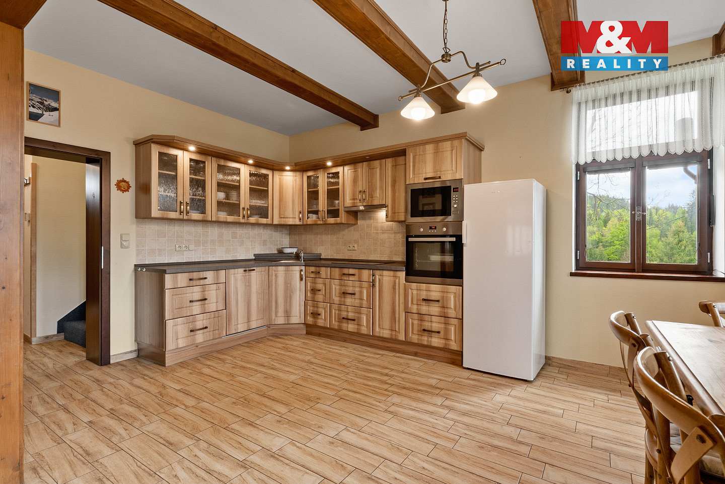 Prodej ubytovacího objektu 215 m² – fotografie 4