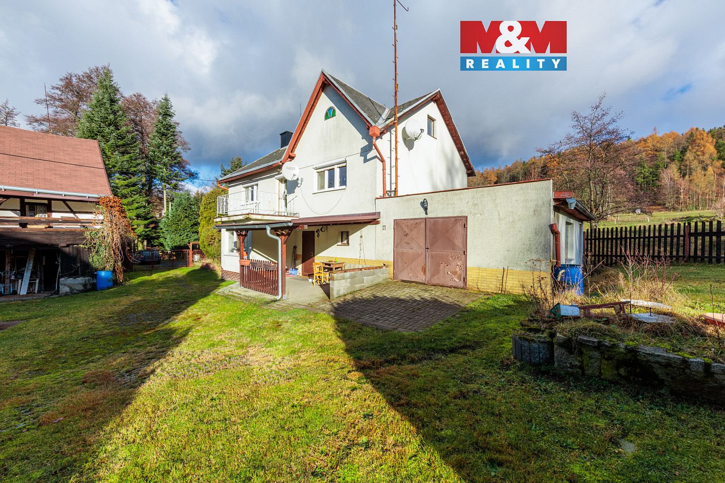 Prodej domu 292 m² s pozemkem 5 239 m²