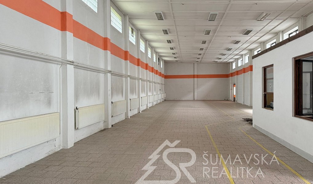 Pronájem skladovacích prostor 300 m², Sušice – náhled fotky 2