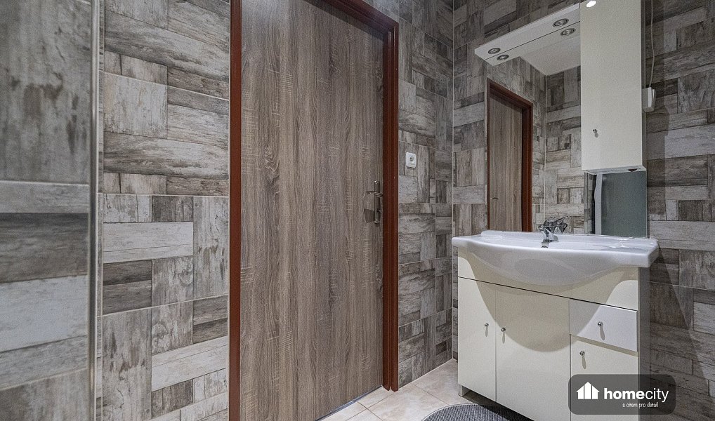 Prodej bytu 2+kk 42 m², Pardubice – náhled fotky 8