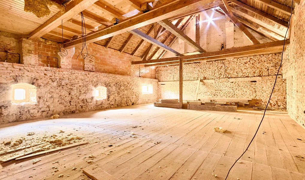 Prodej domu 520 m² s pozemkem 2 024 m², Jindřichův Hradec – náhled fotky 12