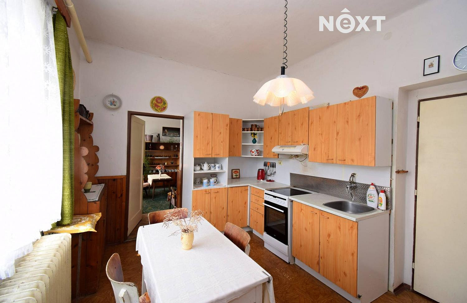 Prodej domu 186 m² s pozemkem 1 241 m² — photo 2