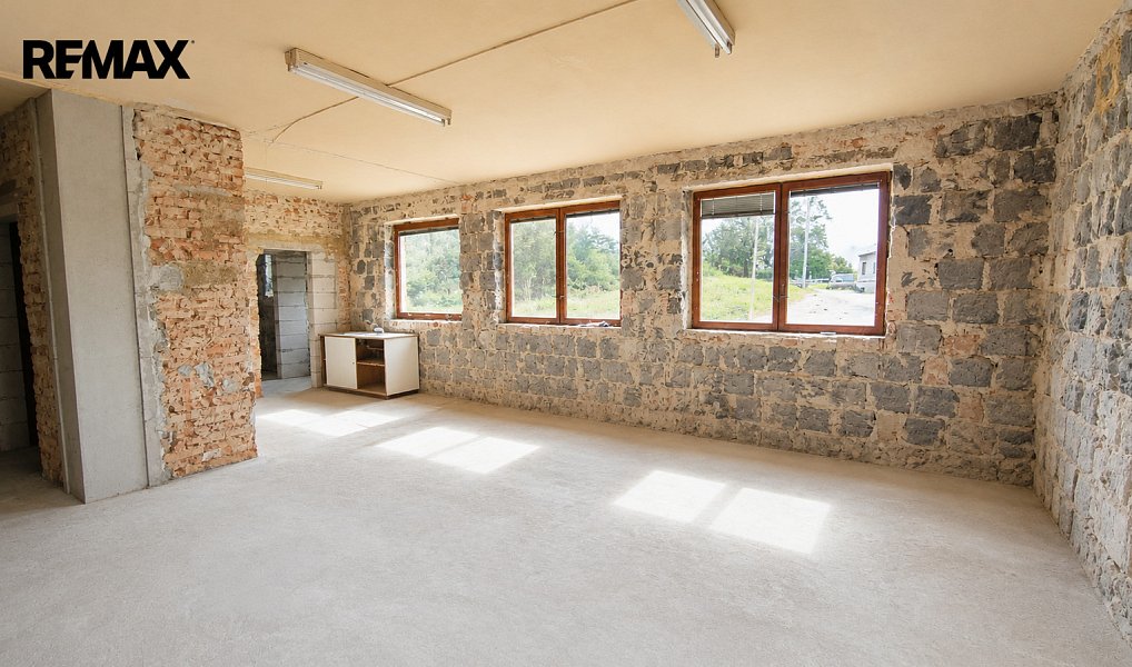 Prodej domu 154 m² s pozemkem 154 m², Vroutek – náhled fotky 19