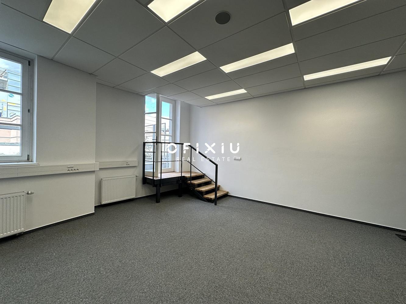 Pronájem kanceláře 153 m² – fotografie 3