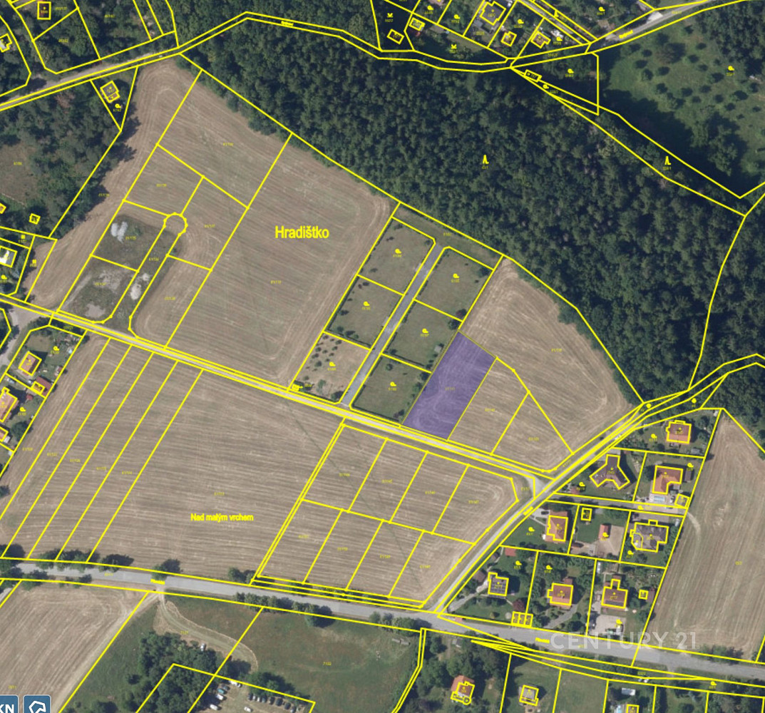 Prodej stavebního pozemku 1 608 m² — photo 2