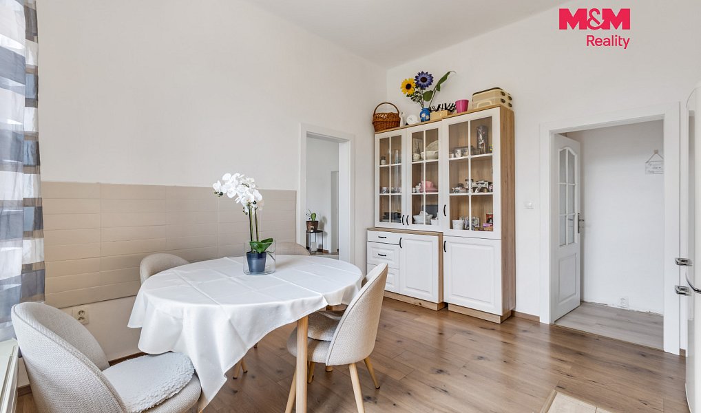 Prodej bytu 2+1 67 m², Králův Dvůr – náhled fotky 10