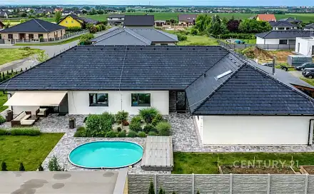 Prodej domu 417 m² s pozemkem 1 139 m², V Kukli, Křenice, okres Praha-východ