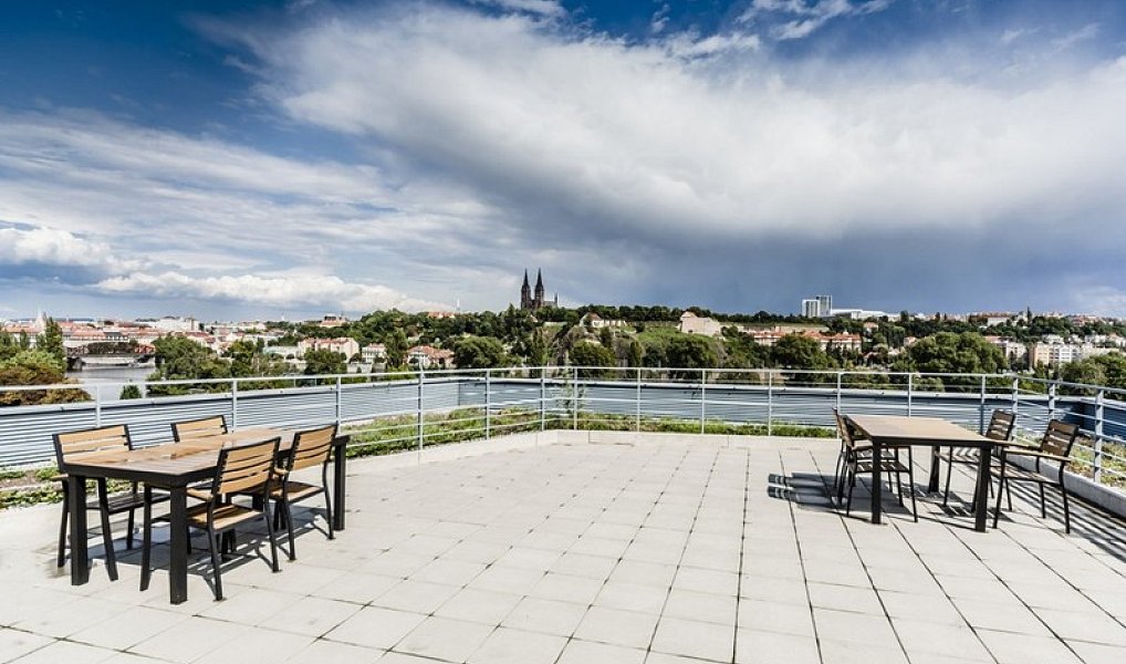 Pronájem kanceláře 239 m², Praha – náhled fotky 3