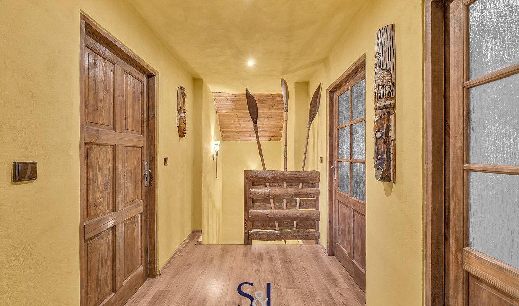 Prodej domu 470 m² s pozemkem 5 000 m², Heřmanice – náhled fotky 22