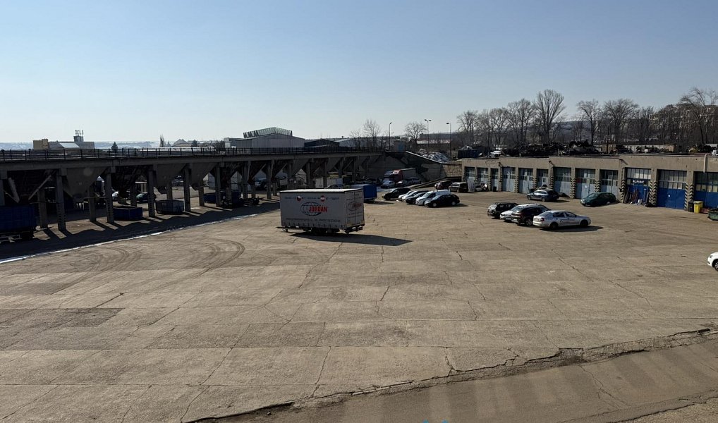 Pronájem komerčního objektu (jiného typu) 2 921 m², Znojmo – náhled fotky 7