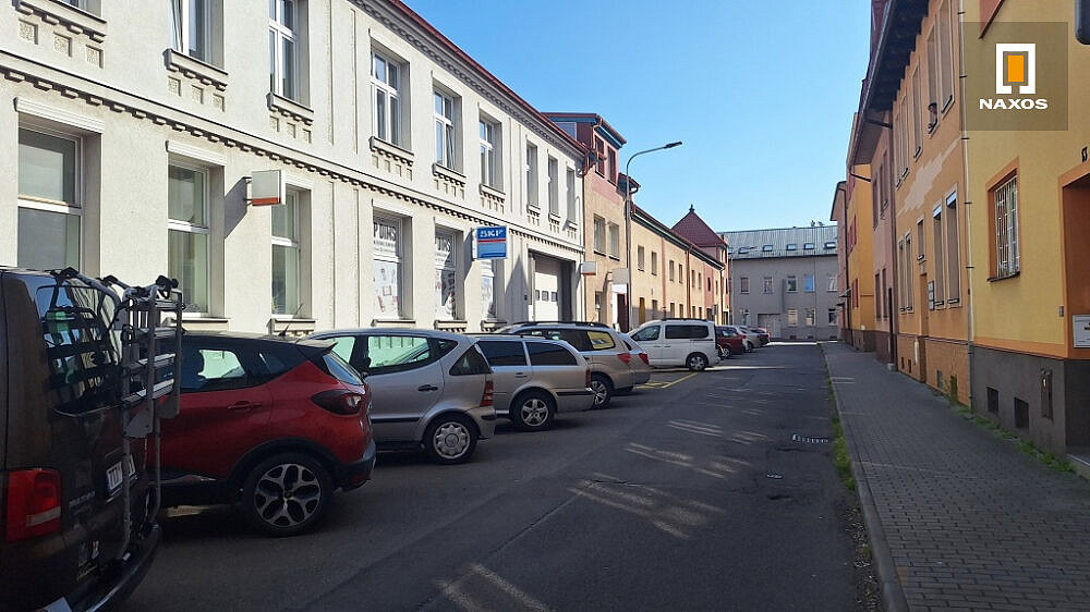 Pronájem obchodních prostor 200 m² – fotografie 3
