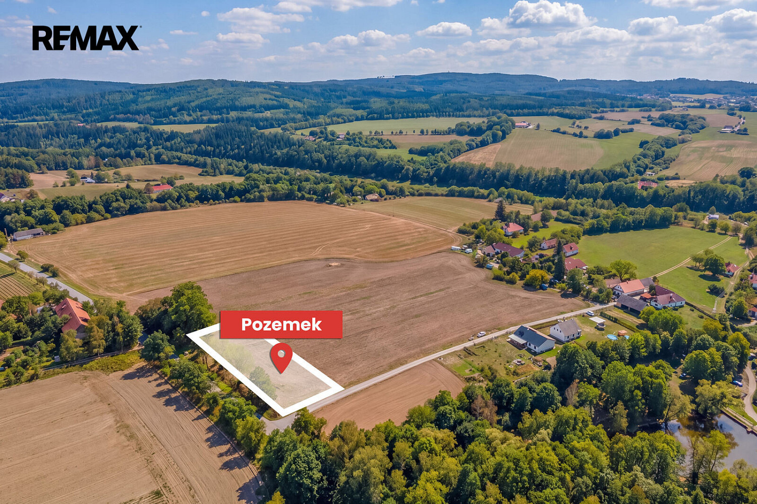 Prodej stavebního pozemku 4 011 m² – fotografie 3
