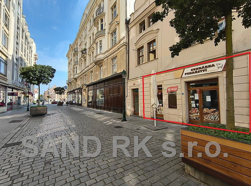 Pronájem obchodních prostor 98 m²