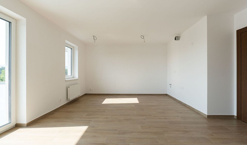 Pronájem bytu 3+kk 83 m², Teplice – náhled fotky 2