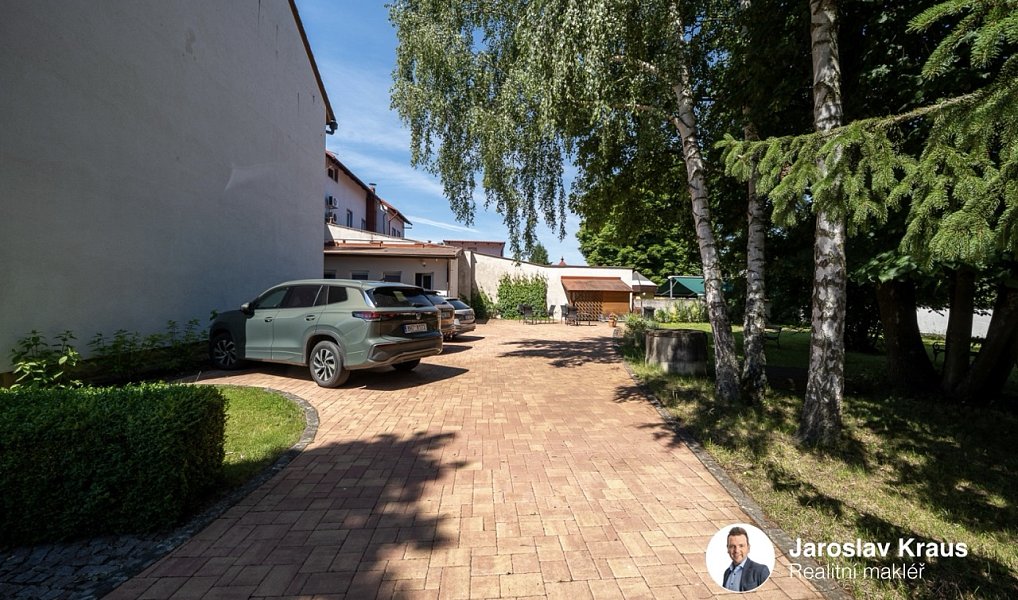 Prodej obchodních prostor 529 m², Lázně Bělohrad – náhled fotky 12