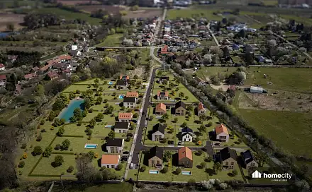 Prodej stavebního pozemku 1 464 m², Nádražní, Choltice, okres Pardubice