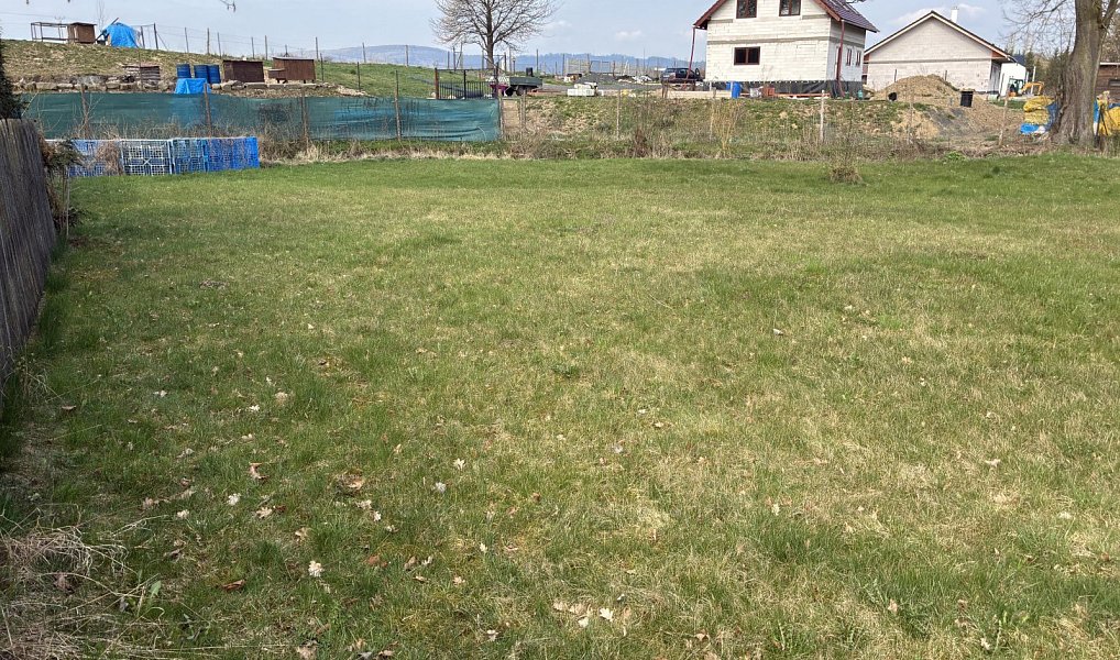 Prodej stavebního pozemku 1 561 m², Veselé – náhled fotky 4