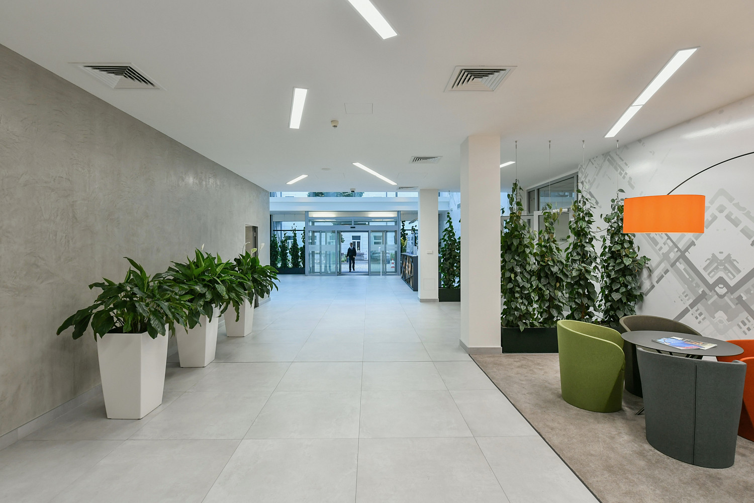 Pronájem kanceláře 137 m² – fotografie 4