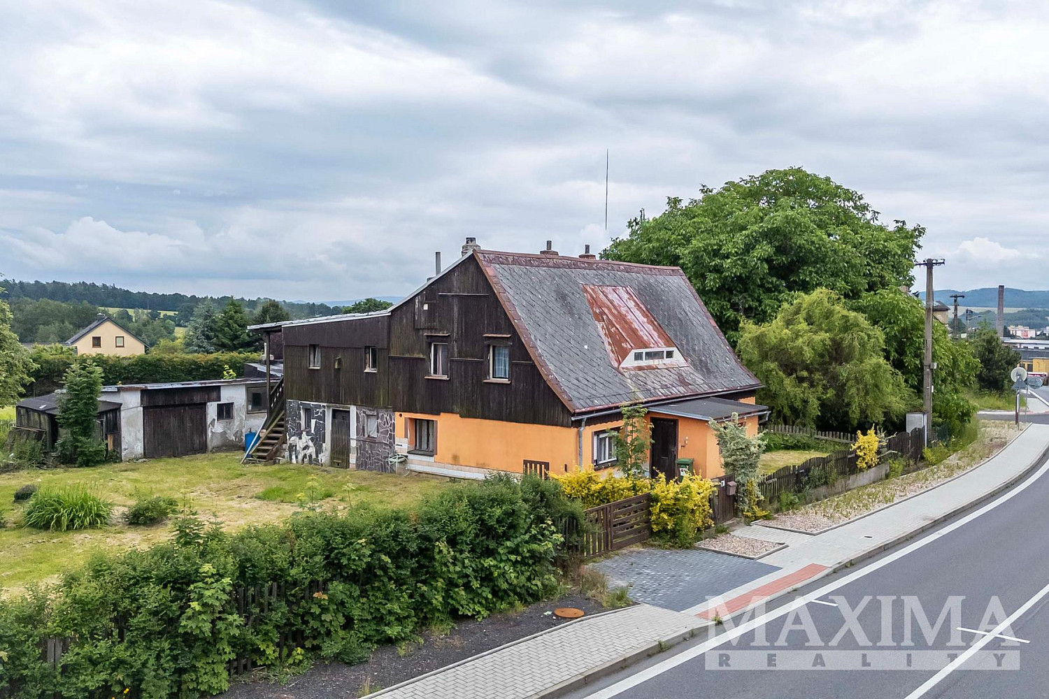 Prodej domu 189 m² s pozemkem 1 847 m²