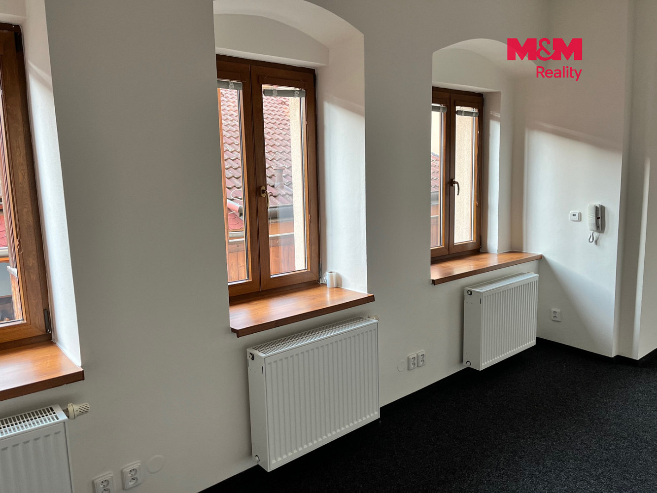 Pronájem kanceláře 40 m² – fotografie 2