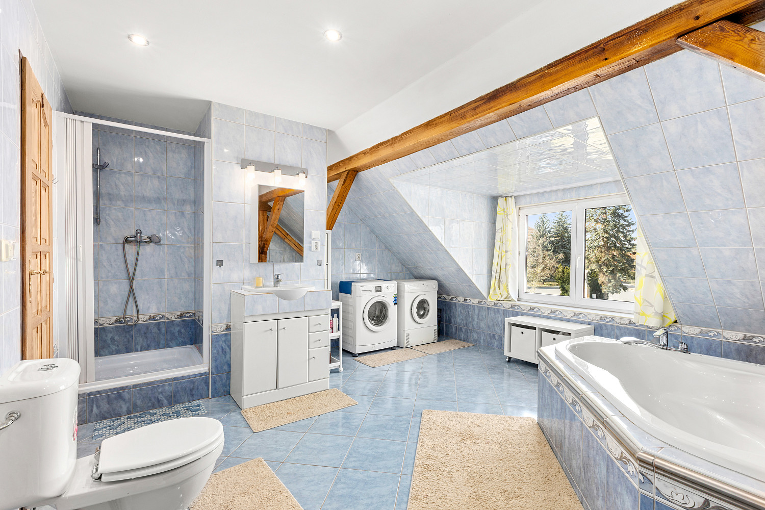 Prodej domu 180 m² s pozemkem 812 m² – pohled 4