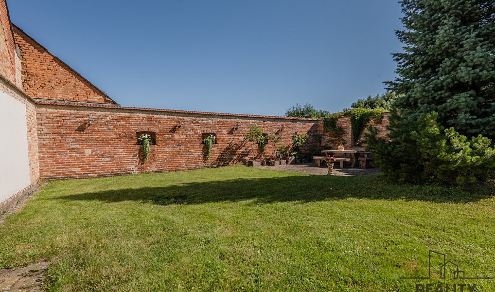 Prodej domu 292 m² s pozemkem 1 719 m², Kučerov – náhled fotky 30