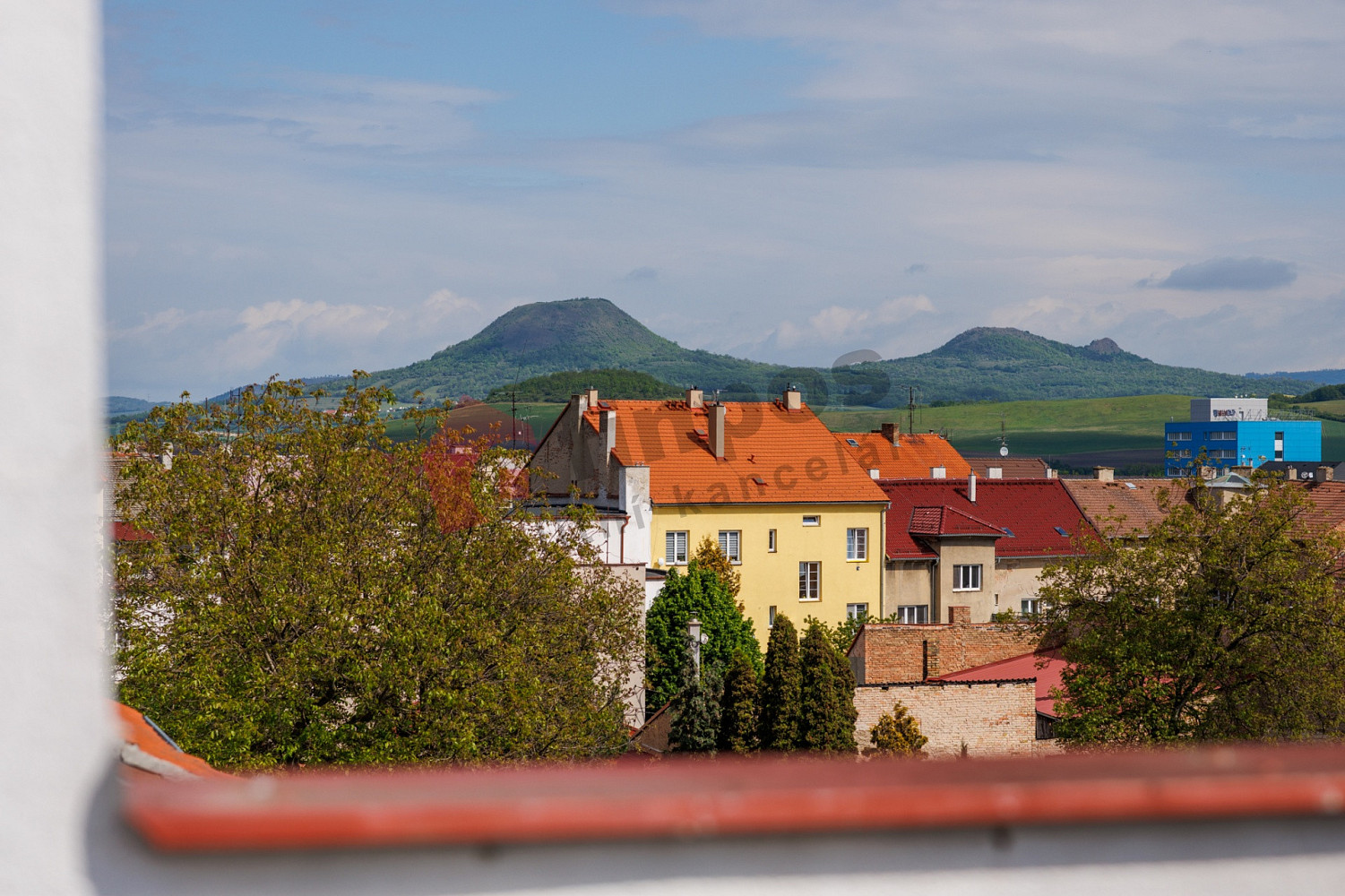 Prodej domu 318 m² s pozemkem 374 m² – fotografie 2