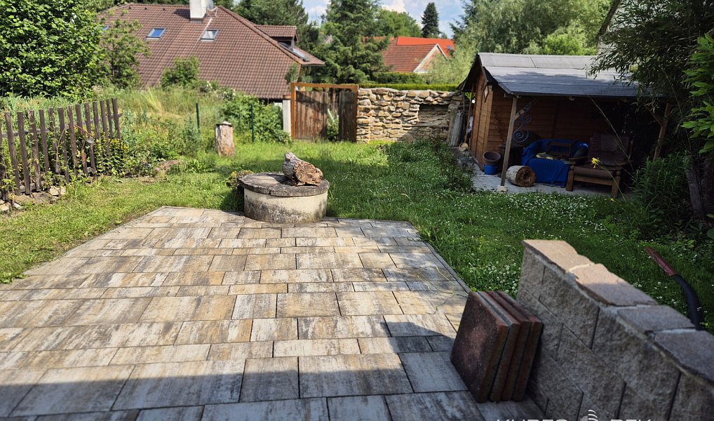 Pronájem domu 112 m² s pozemkem 350 m², Jedlany – náhled fotky 13