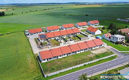 Prodej domu 97 m² s pozemkem 387 m², Znojmo - Kasárna