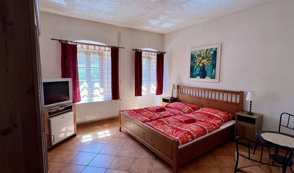 Prodej domu (jiného typu) 500 m² s pozemkem 632 m², Zlatá Koruna – náhled fotky 5