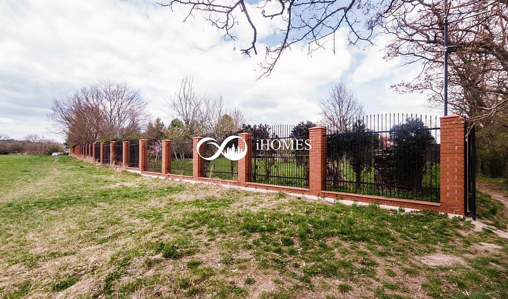 Prodej domu 484 m² s pozemkem 5 684 m², Praha – náhled fotky 9