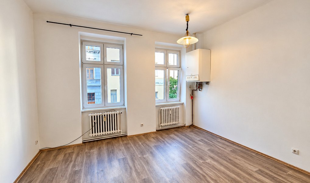 Pronájem bytu 4+kk 72 m², České Budějovice – náhled fotky 3