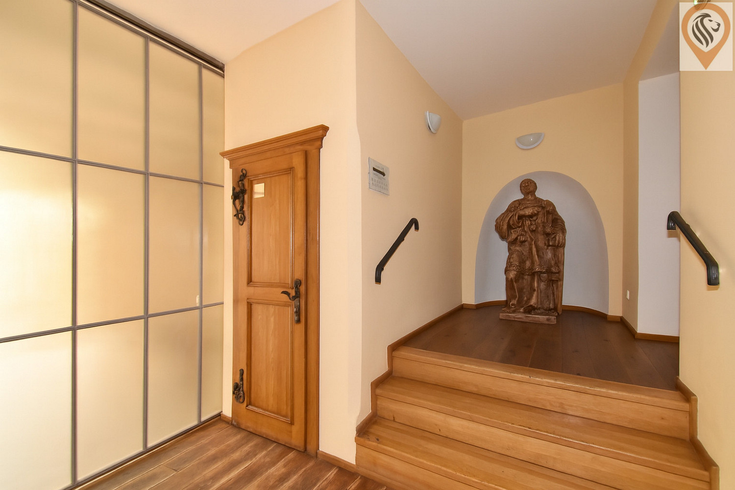 Prodej komerčního objektu (jiného typu) 1 000 m² — photo 5