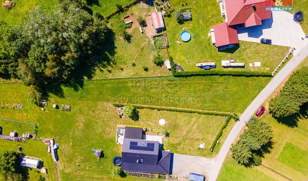 Prodej stavebního pozemku 1 240 m², Zálezly – náhled fotky 5