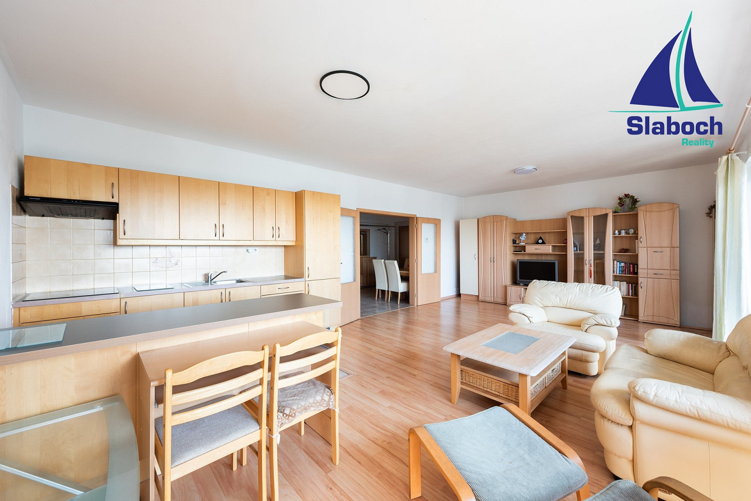 Pronájem bytu 3+kk 111 m² – fotografie 2